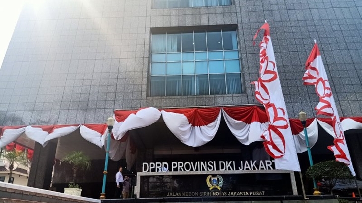 Gedung DPRD DKI Jakarta di Jalan Kebon Sirih, Gambir, Jakarta Pusat, Senin (5/8/2019). (ANTARA/Andi Firdaus)