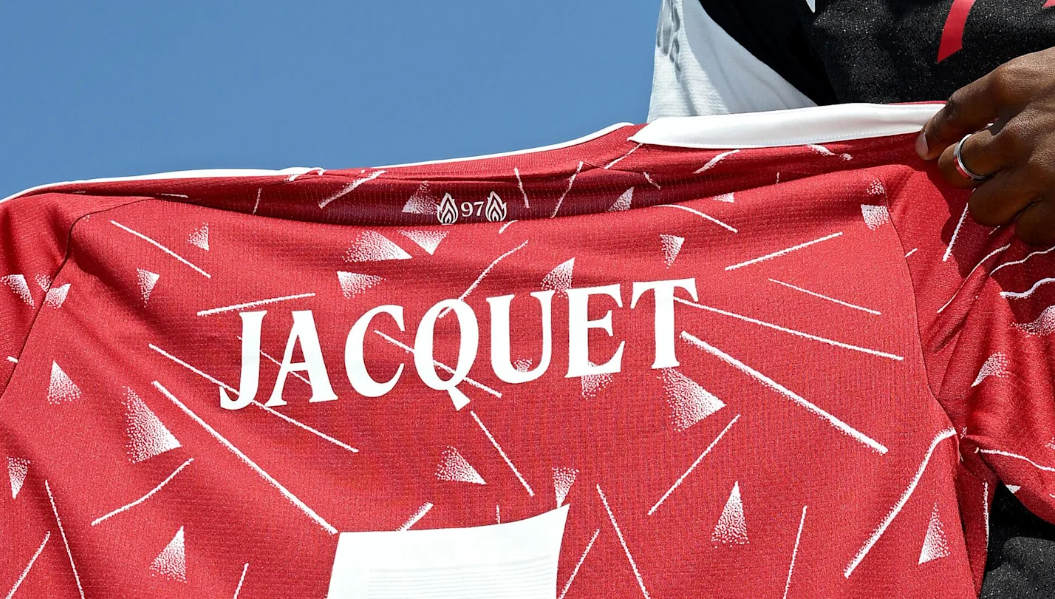 Jérémy Jacquet: Bek Baru Liverpool yang Bikin Fans Lupa Ibrahima Konate, Siap Kantongi Haaland?