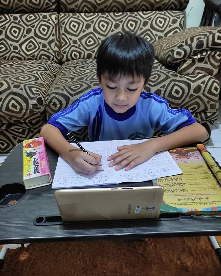 sekolah daring