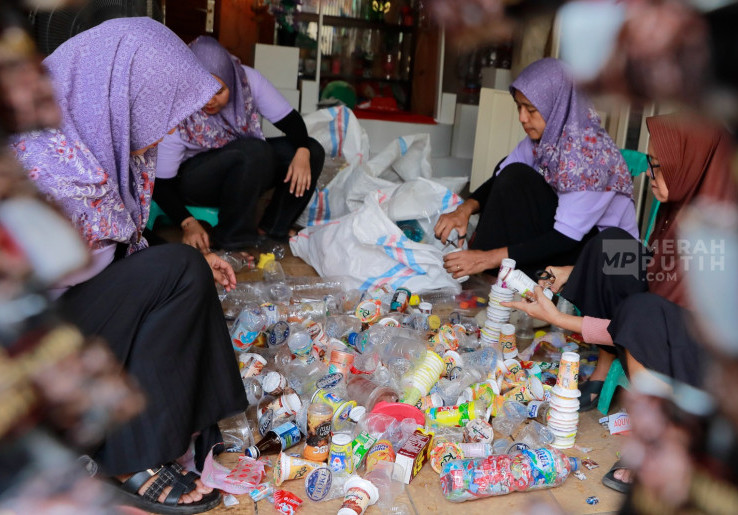 Gerakan Pilah Sampah dari Rumah Jadi Upaya Bersama Kurangi Sampah Jakarta  