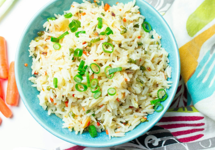 Sahur Praktis dan Lebih Sehat, Cobain deh Resep Nasi Goreng Low Oil yang Tetap Gurih