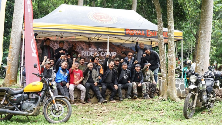 Royal Enfield Gelar Malam Riding dan Camping Bersama