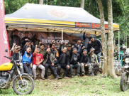 Royal Enfield Gelar Malam Riding dan Camping Bersama