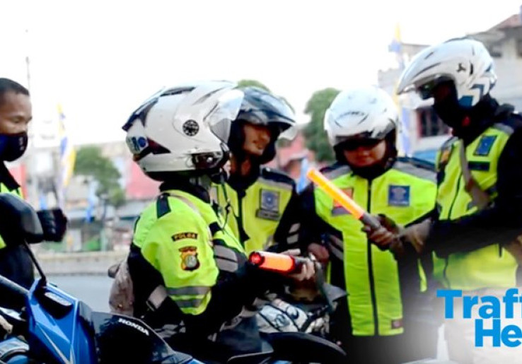 Yuk Kenalan dengan Tim Saber, 'Traffic Hero' Penyapu Ranjau Paku