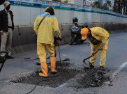 Pemprov DKI Tambal Ribuan Jalan Berlubang, Rano Karno: Perbaikan Masih Sementara karena Hujan