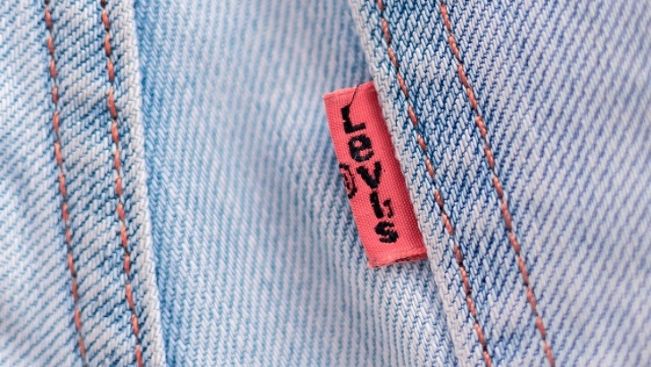 Gunakan AI sebagai Model, Levi’s Picu Kontroversi