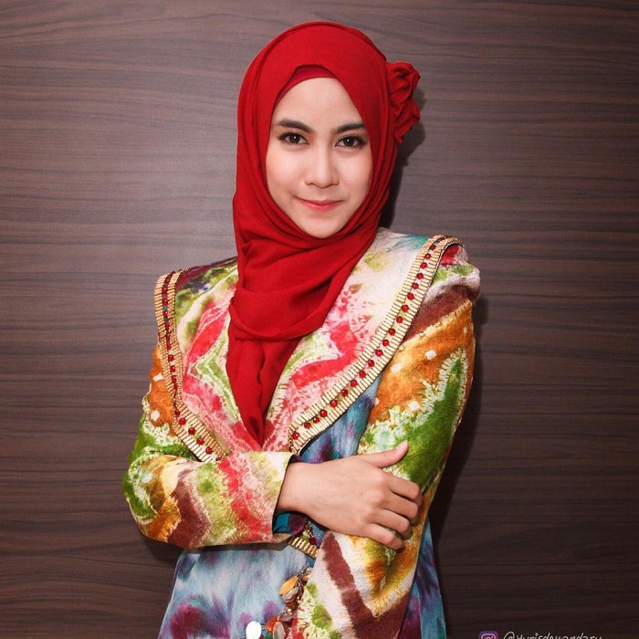 Anisa Rahma (Instagram @anisarahma_12)