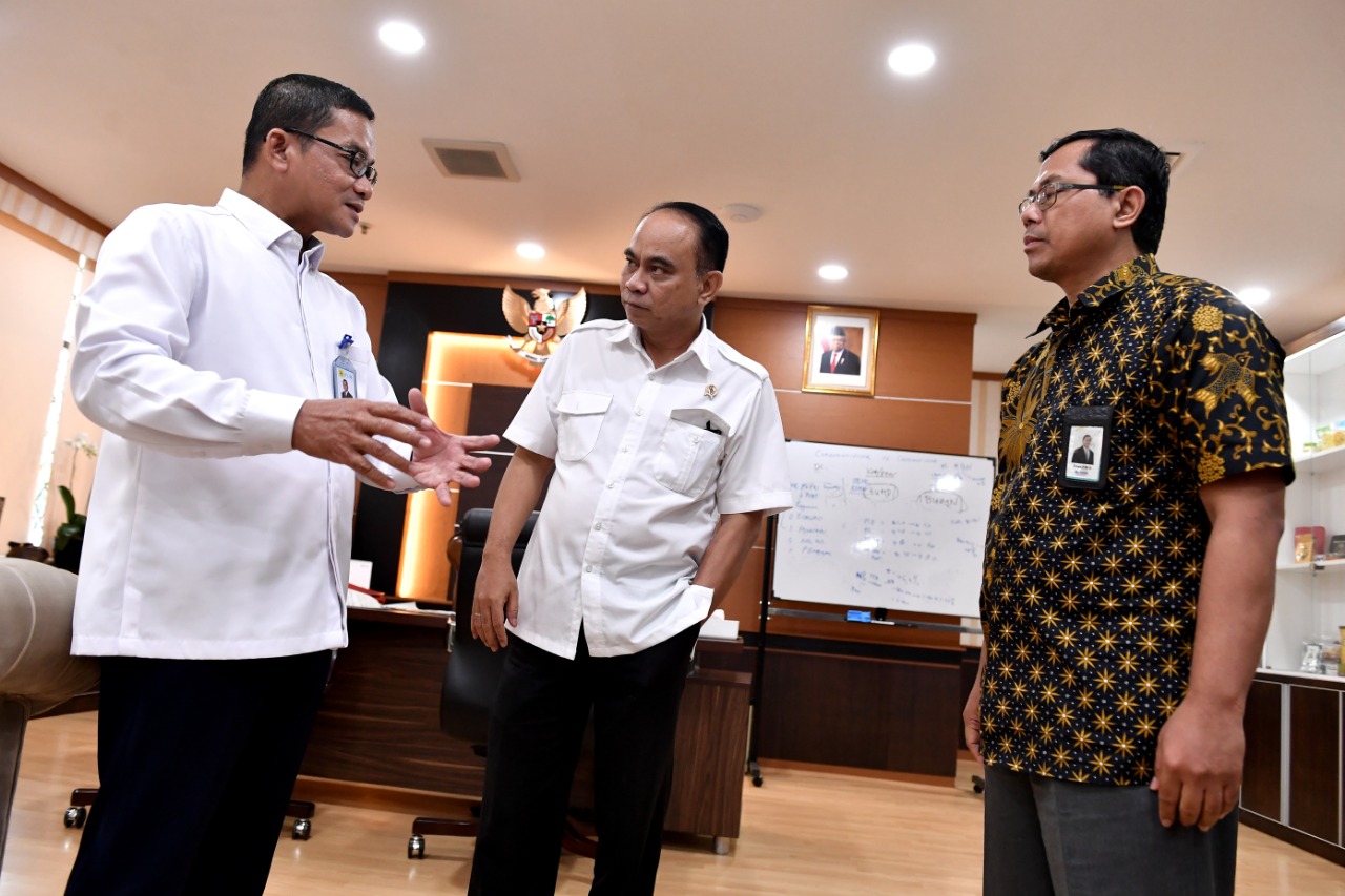 Kemendes akan Cek Oknum di Balik Skandal Surat Stafsus Andi Taufan