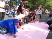 Relawan Gibran Galang Tanda Tangan untuk Rekomendasi DPP PDIP
