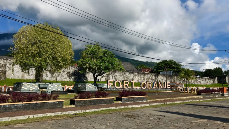 Benteng Oranje: Jejak Sejarah Kolonial Belanda di Jantung Kota Ternate