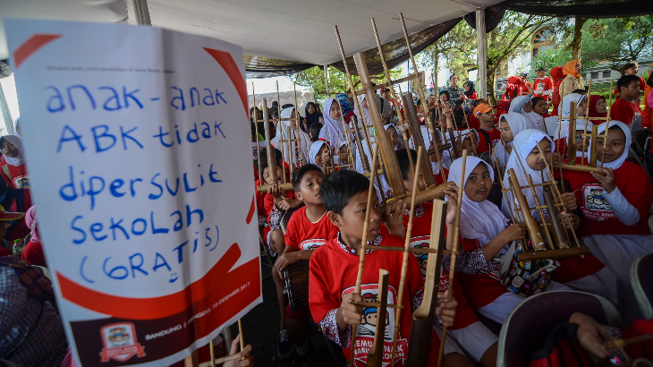 Konser Angklung Pikat Para Pelajar di Beijing