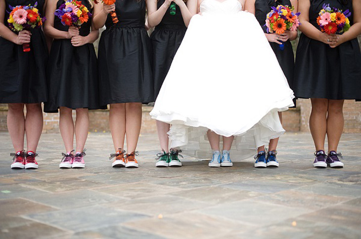Sneaker Antipegal untuk Pengantin Perempuan