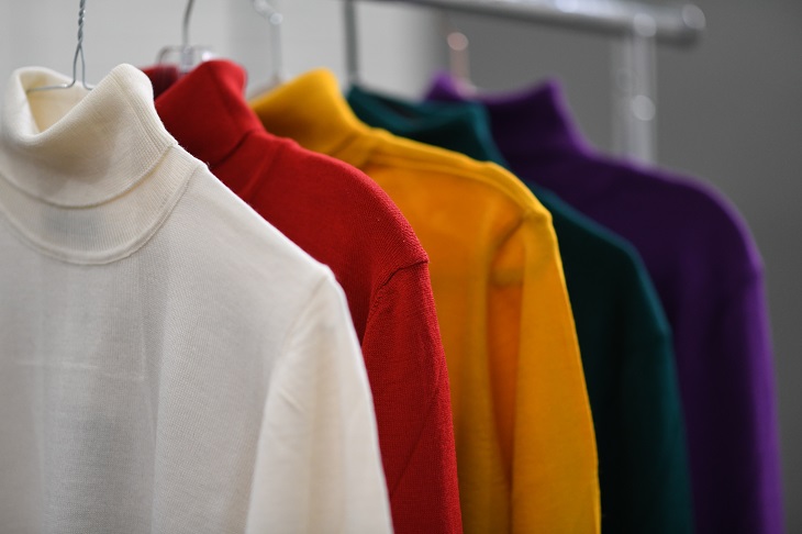 desainer issey miyake