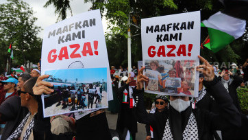 Aksi Solidaritas Kawal Kemenangan Gaza di Depan Gedung Kedubes AS