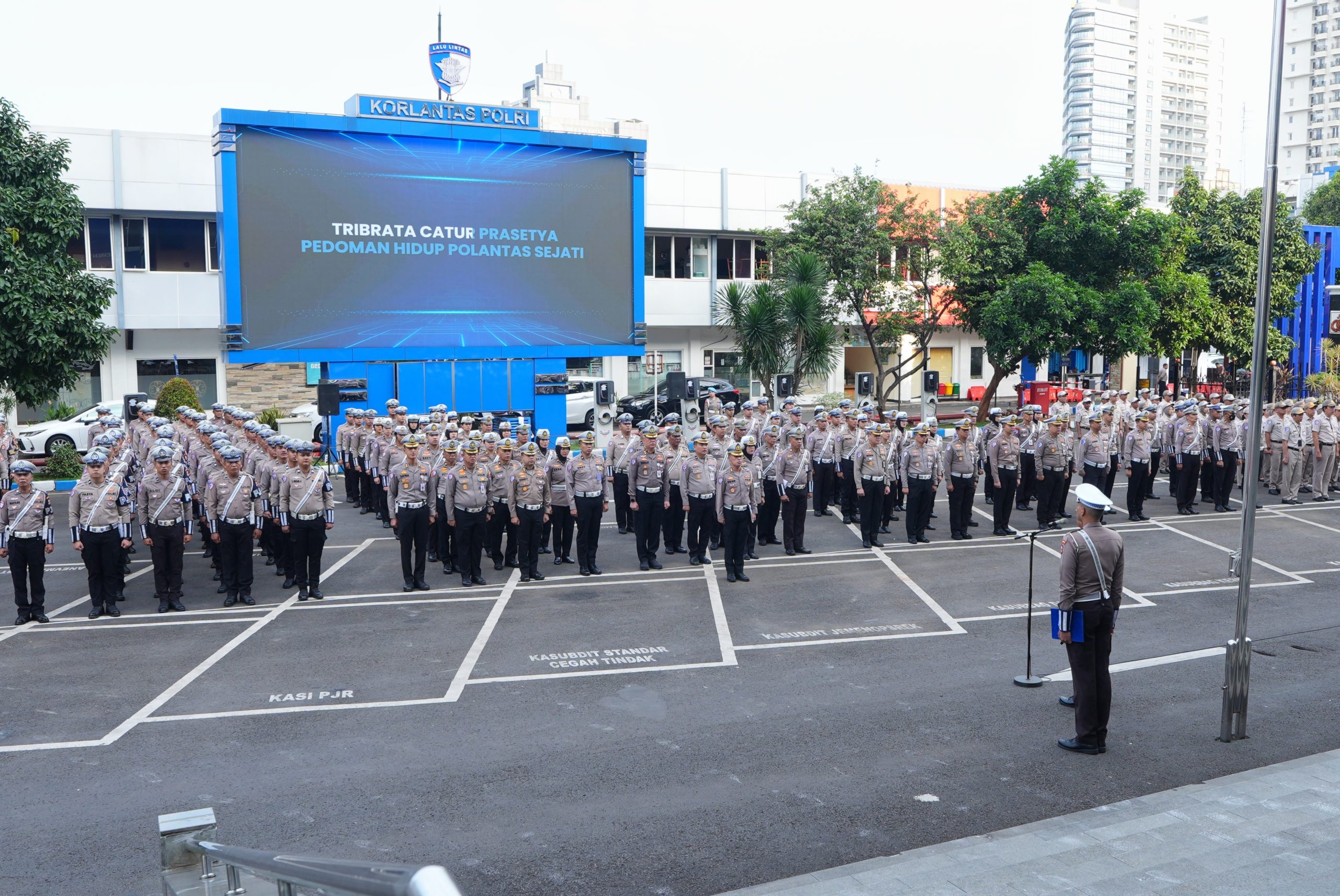 Korlantas Larang Pengemudi Mobil Dengarkan Musik Terlalu Keras, Hindarkan dari Kecelakaan Lalin