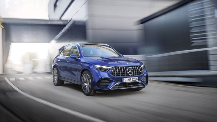 Mercedes AMG GLC 43 SUV Gendong Mesin Bertenaga 416 Horsepower