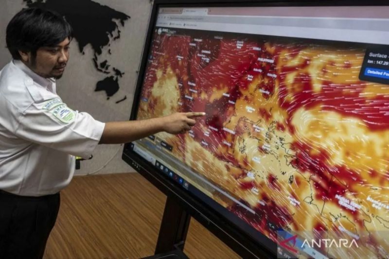 Sejumlah Kota Besar Dilanda Suhu Panas hingga 34 Derajat Celsius