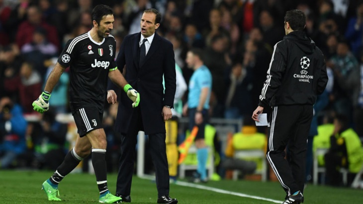 Dikritisi Publik, Buffon Dibela Allegri