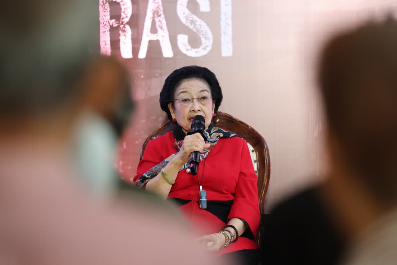 Refleksi 30 Tahun Kerusuhan 27 Juli 1996, Megawati Ingatkan Soal Netralitas Aparat dan Fenomena Buzzer