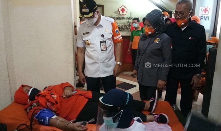 Persediaan Plasma Konvalesen Menipis, Senator Gelar Donor di PMI Jakpus