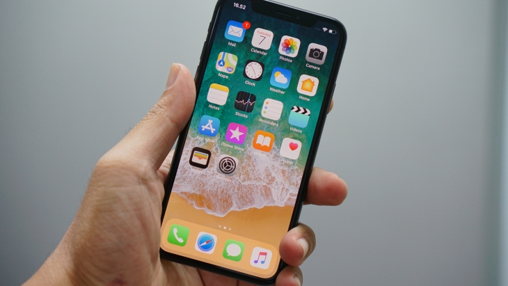Keyboard di iPhone Lemot? Coba Atasi dengan Cara Ini