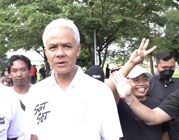 Ganjar Singgung Penyalahgunaan Kekuasaan di Hajatan Rakyat Cirebon