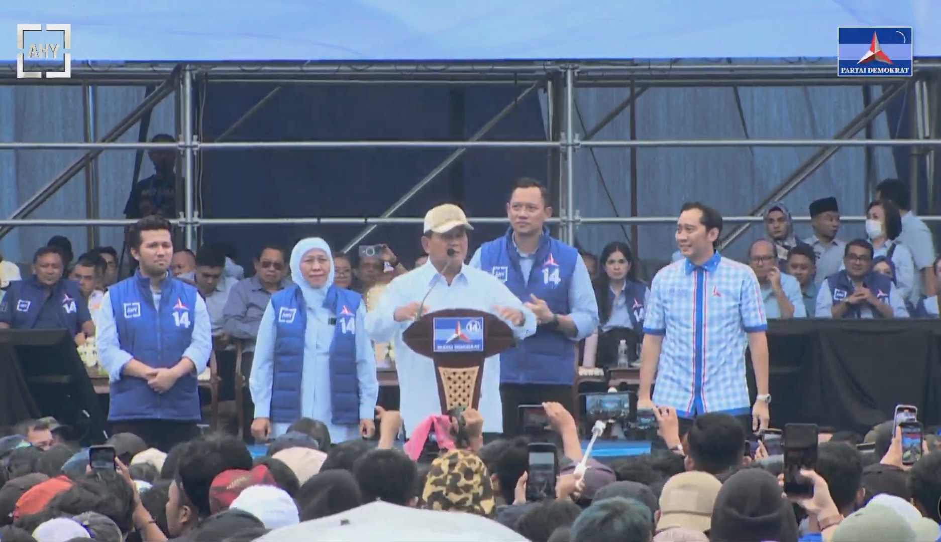 Saling Puji SBY dan Prabowo di Kampanye Akbar, Singgung AHY