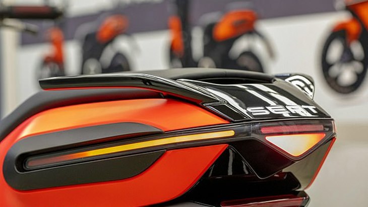 E-Scooter, Sepeda Motor Elektrik yang Lebih Ekonomis