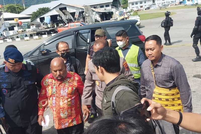 Mahfud: Lukas Enembe Selama Ini Beraktivitas seperti Orang Tidak Sakit