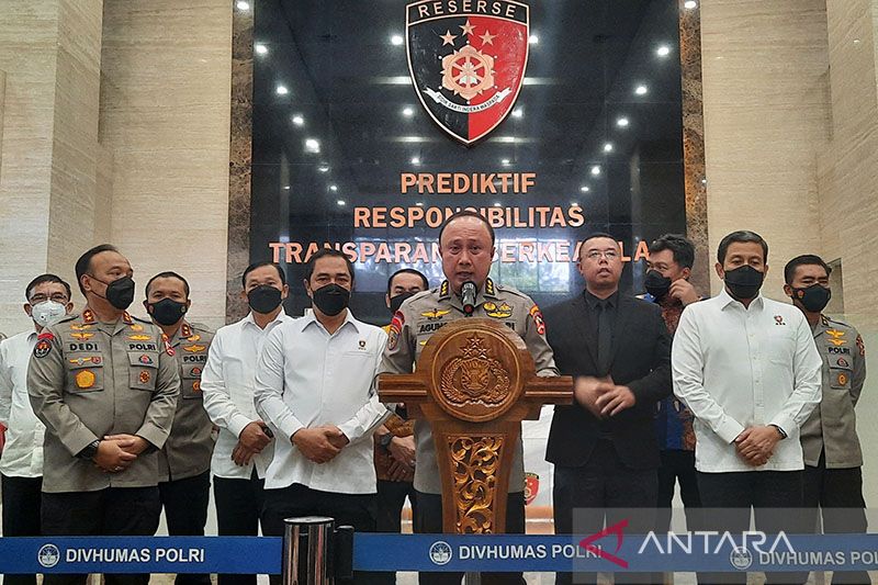 Penyidik Limpahkan Berkas tahap 1 Ferdy sambo ke JPU