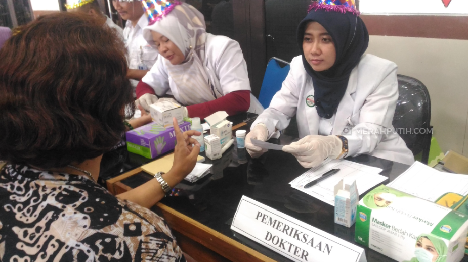 PT KAI Daop 8 Beri Fasilitas Kesehatan Gratis dan Dokter Cantik Bagi Para Penumpang