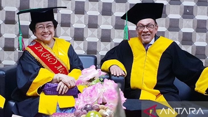 Megawati Ucapkan Selamat kepada PM Baru Malaysia Anwar Ibrahim