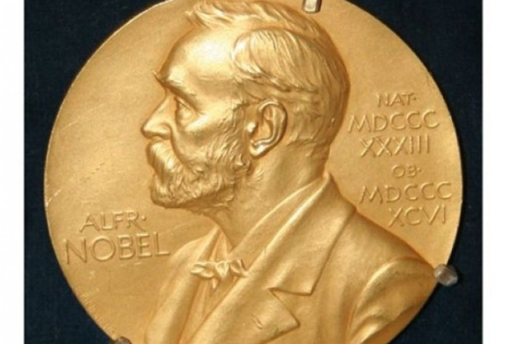Para Pemenang Nobel Terima Penghargaan dari Rumah Masing-masing