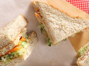 Isi Perut di Senin Pagi dengan Variasi Sandwich Gandum Sehat