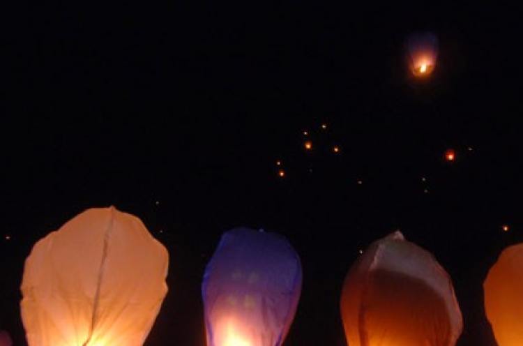 Nusa Dua Festival of Light Datang dengan Ribuan Lampion Warna-Warni