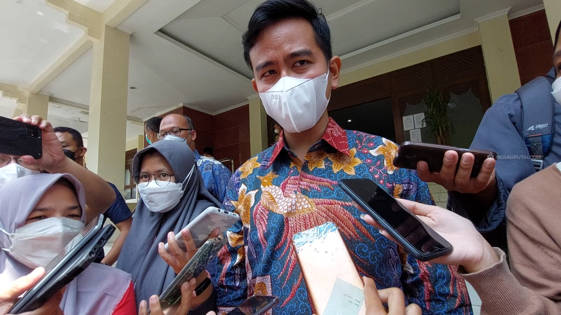 Bertemu Istri Gus Dur, Gibran Minta Masukan Selama Jadi Wali Kota