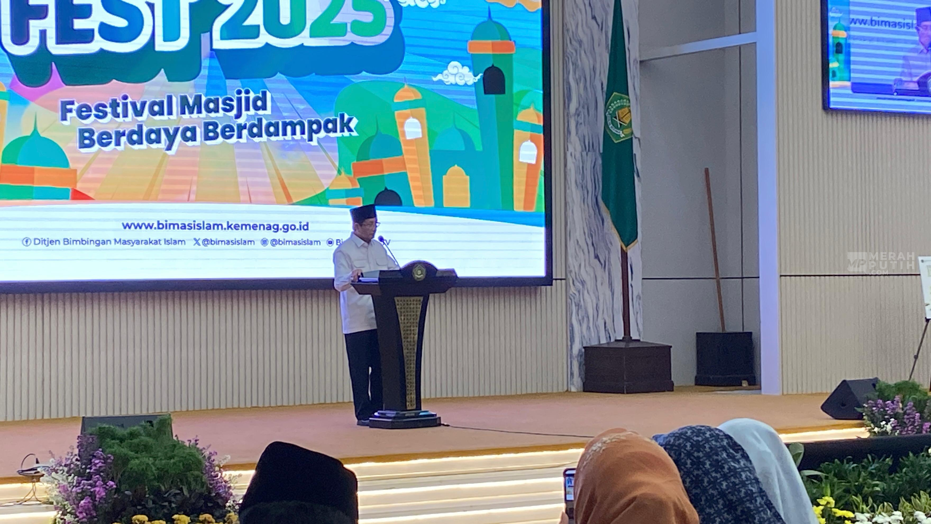 Menag Nasaruddin Puji Indonesia Peringkat 1 Negara yang Kuat Sedekah