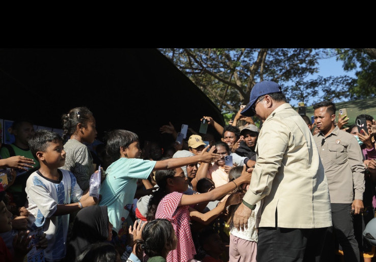 Presiden Prabowo Kunjungi Posko Pengungsian Nagekeo NTT, Warga Apresiasi Respons Pemerintah 