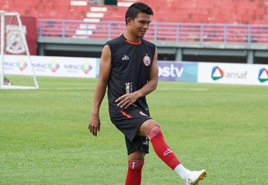 Sandi Sute Absen di Laga Persija Vs Persib