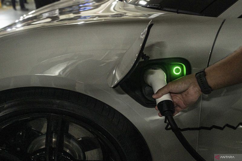 Legislator PKS Minta Pemerintah Tarik Subsidi Mobil Listrik