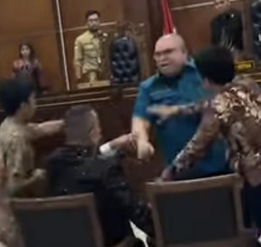 PN Jakarta Utara Ancam Laporkan 2 Oknum Pengacara yang Ricuh saat Sidang Pencemaran Nama Baik Hotman Paris