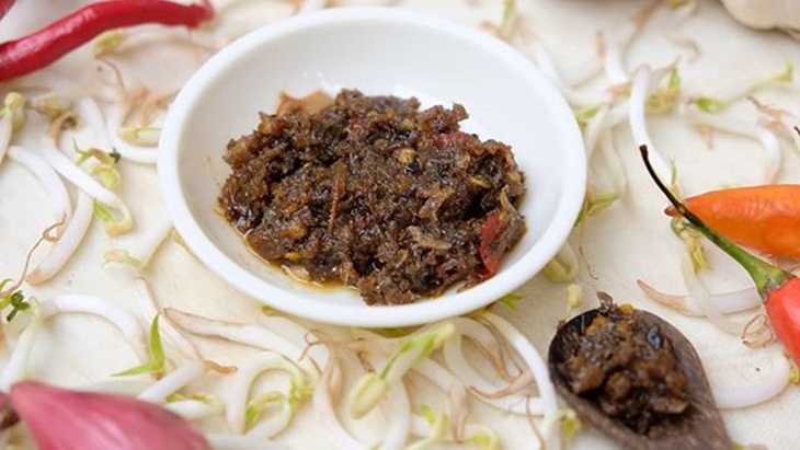  Sambal ikan roa. (Foto: instagram@sambalroa.manguni)