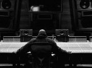 Dr. Dre Alami Aneurisma Otak