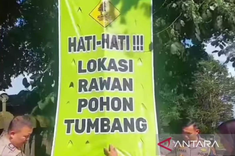 Polisi Perbanyak Rambu Peringatan di Jalur Tengkorak Puncak-Cianjur