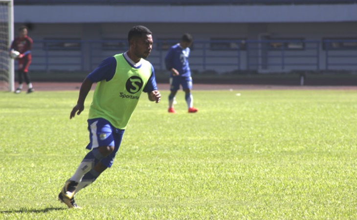 Persib Kalah Lagi, Ardi Idrus Minta Maaf Kepada Bobotoh