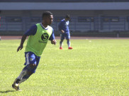 Persib Kalah Lagi, Ardi Idrus Minta Maaf Kepada Bobotoh