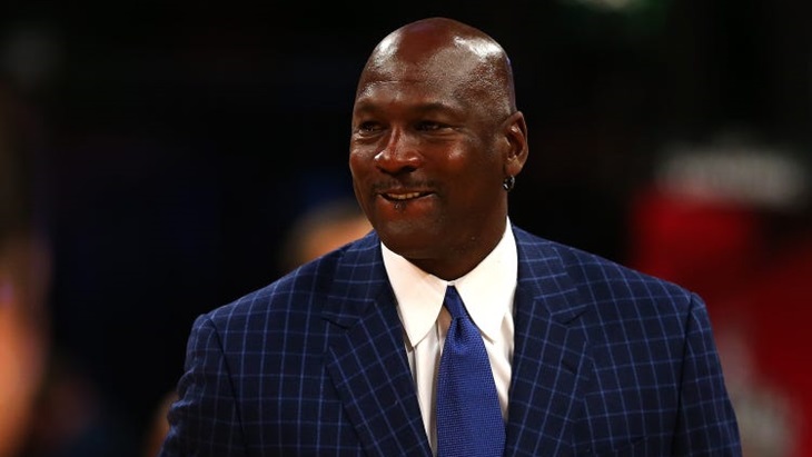  Selain Sepatu Nike Air Jordan, Ini 4 sumber kekayaan Michael Jordan