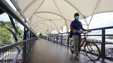 Dinamika JPO dan Halte Jembatan Gantung Jakarta Barat