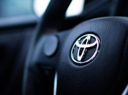 Toyota akan Daur Ulang Baterai Bekas Mobil Listrik