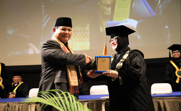 Teringat Jasa Ibunya, Prabowo Berencana Dirikan Akademi Perawat
